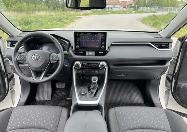 Toyota RAV4 cena 159999 przebieg: 6800, rok produkcji 2020 z Tomaszów Lubelski małe 154